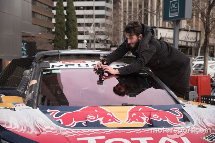 #303 Peugeot Sport Peugeot 3008 DKR: Carlos Sainz, Lucas Cruz