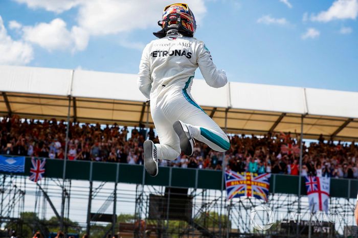 El poleman Lewis Hamilton, Mercedes AMG F1