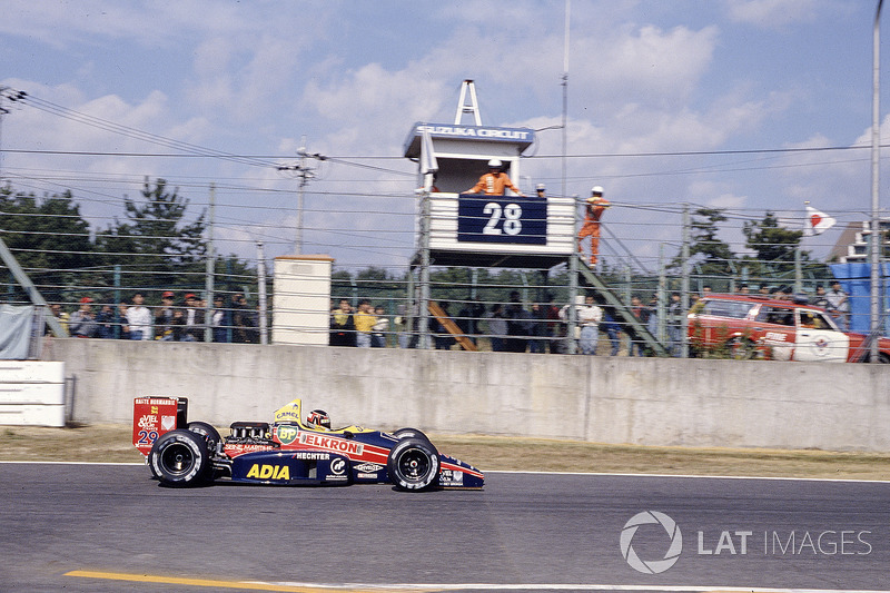 Агури Сузуки, Larrousse/Lola LC88