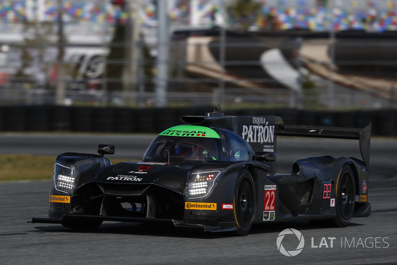 #22 Tequila Patron ESM Nissan DPi, P: Pipo Derani, Johannes van Overbeek, Nicolas Lapierre