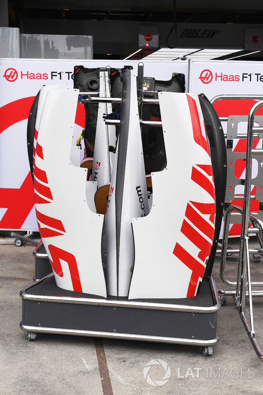 Haas F1 Team VF-18 bodywork