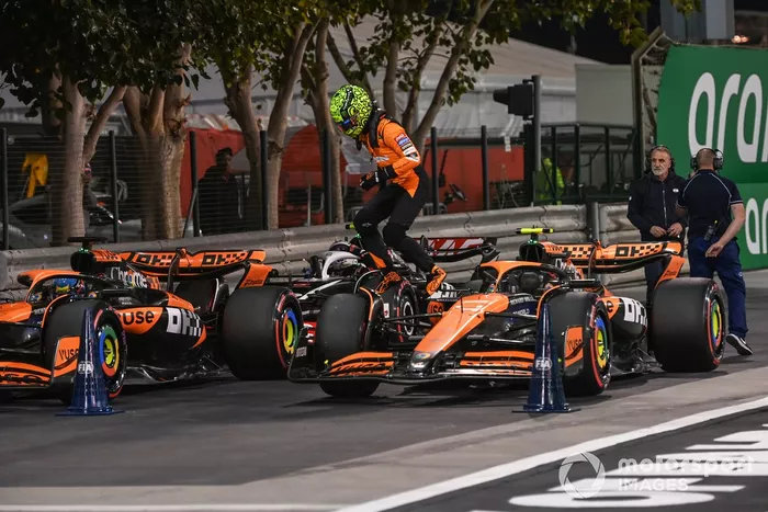 Lando Norris, McLaren F1 Team, au Parc Ferme après les qualifications