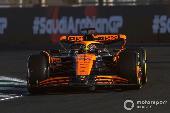 Oscar Piastri, McLaren MCL38