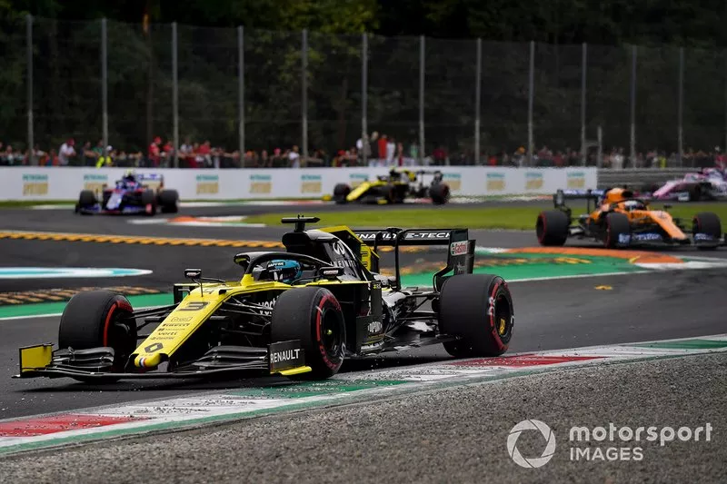 Daniel Ricciardo, Renault F1 Team R.S.19