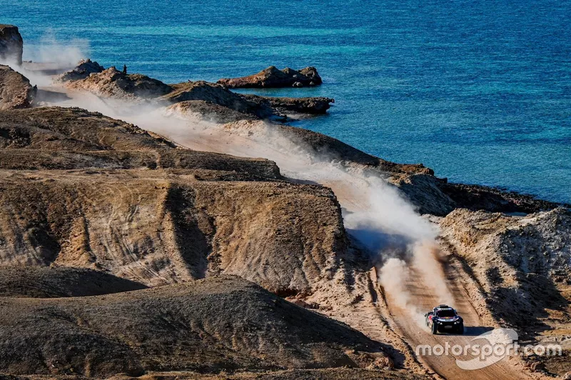 #300 X-Raid Mini JCW Team: Carlos Sainz, Lucas Cruz