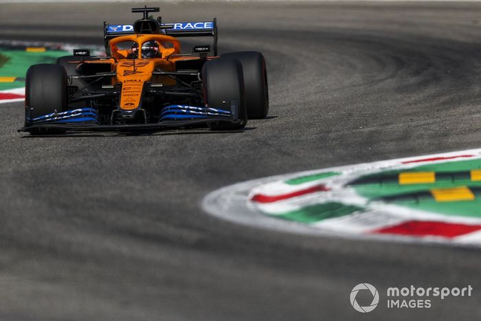 Carlos Sainz Jr., McLaren MCL35
