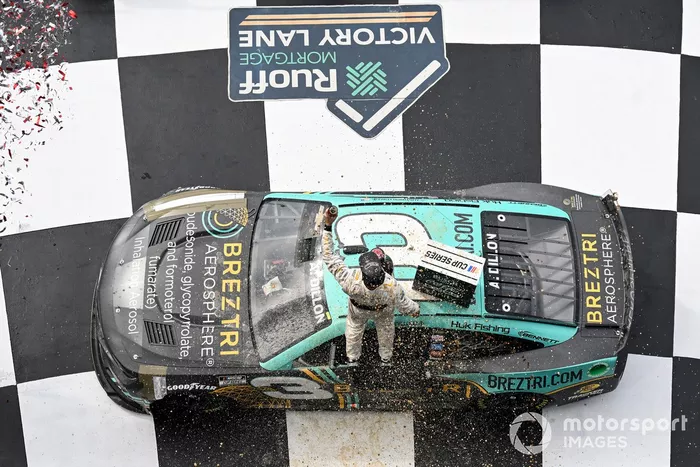 Ganador Austin Dillon, Richard Childress Racing, BREZTRI Chevrolet Camaro