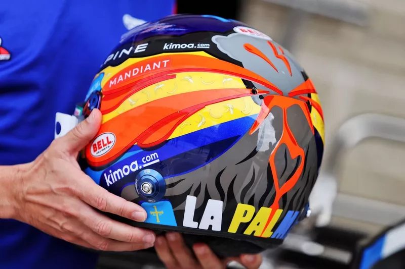 Casque de Fernando Alonso, Alpine