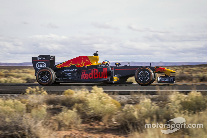 Daniel Ricciardo, Red Bull Racing en Valle de la muerte
