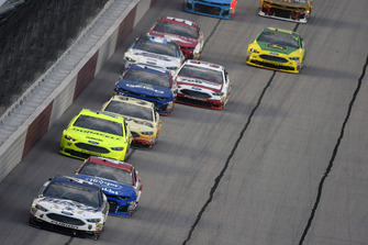 Kevin Harvick, Stewart-Haas Racing, Ford Fusion Busch Beer Throwback