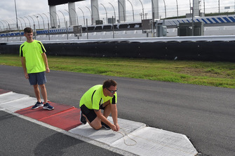 Roval preparations