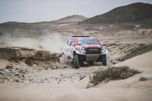 #302 Toyota Gazoo Racing Toyota Hilux: Giniel de Villiers, Dirk von Zitzewitz