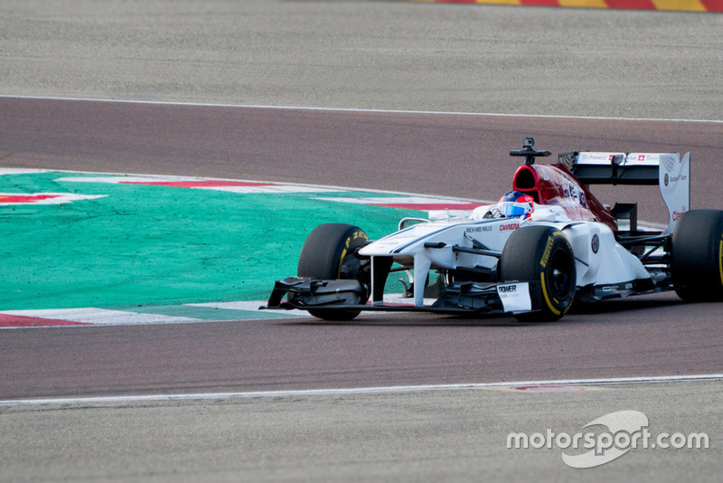 La Colombienne Tatiana Calderón, lors des Essais Sauber