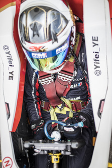 Yifei Ye, Josef Kaufmann racing