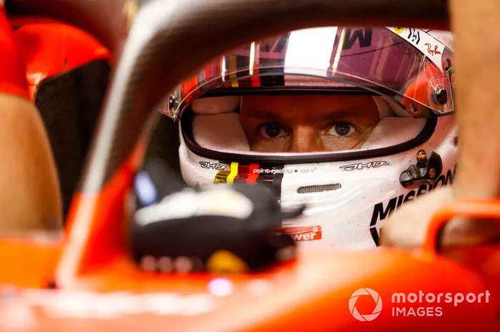 7 - Caso a negociação entre Hamilton e Mercedes se arraste, a pressão dos italianos poderá aumentar sobre a escuderia, com a continuidade da má fase de Sebastian Vettel.