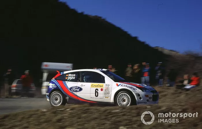 4. Carlos Sainz: 26 victorias