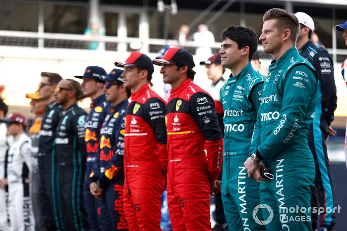 Charles Leclerc, Ferrari, Carlos Sainz Jr, Ferrari, Lance Stroll, Aston Martin, Nico Hulkenberg, Aston Martin