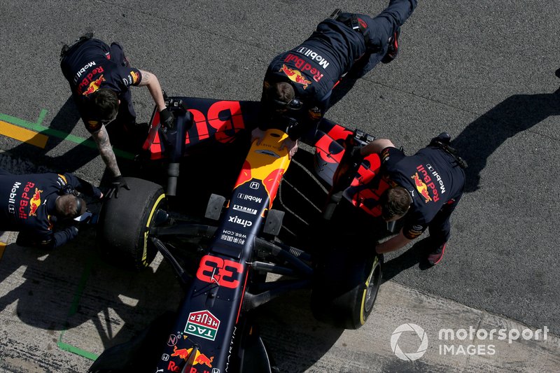 Ніс та переднє крило Red Bull Racing RB15
