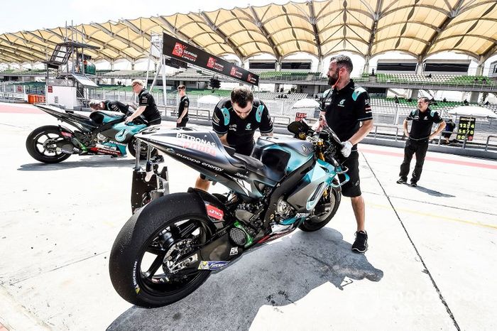 Petronas Yamaha SRT team