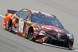 Kyle Busch, Joe Gibbs Racing, Toyota Camry M&M's Chocolate Bar