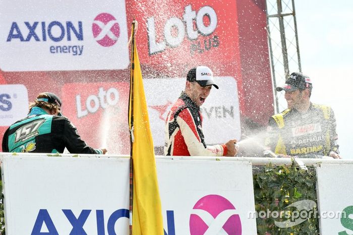 Podio: ganador de la carrera Juan Cruz Benvenuti, Laboritto Jrs., segundo lugar Juan Bautista, Benedictis y tercer lugar Facundo Ardusso, Torino Team