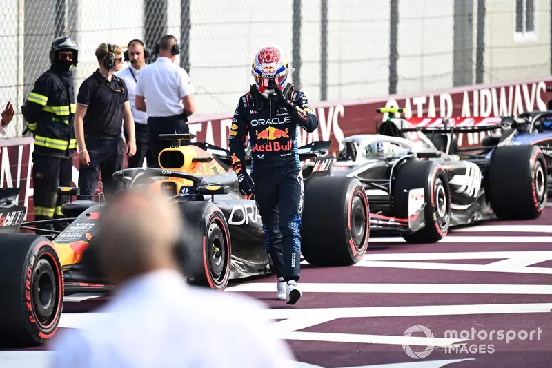 Max Verstappen, Red Bull Racing, dans le parc fermé