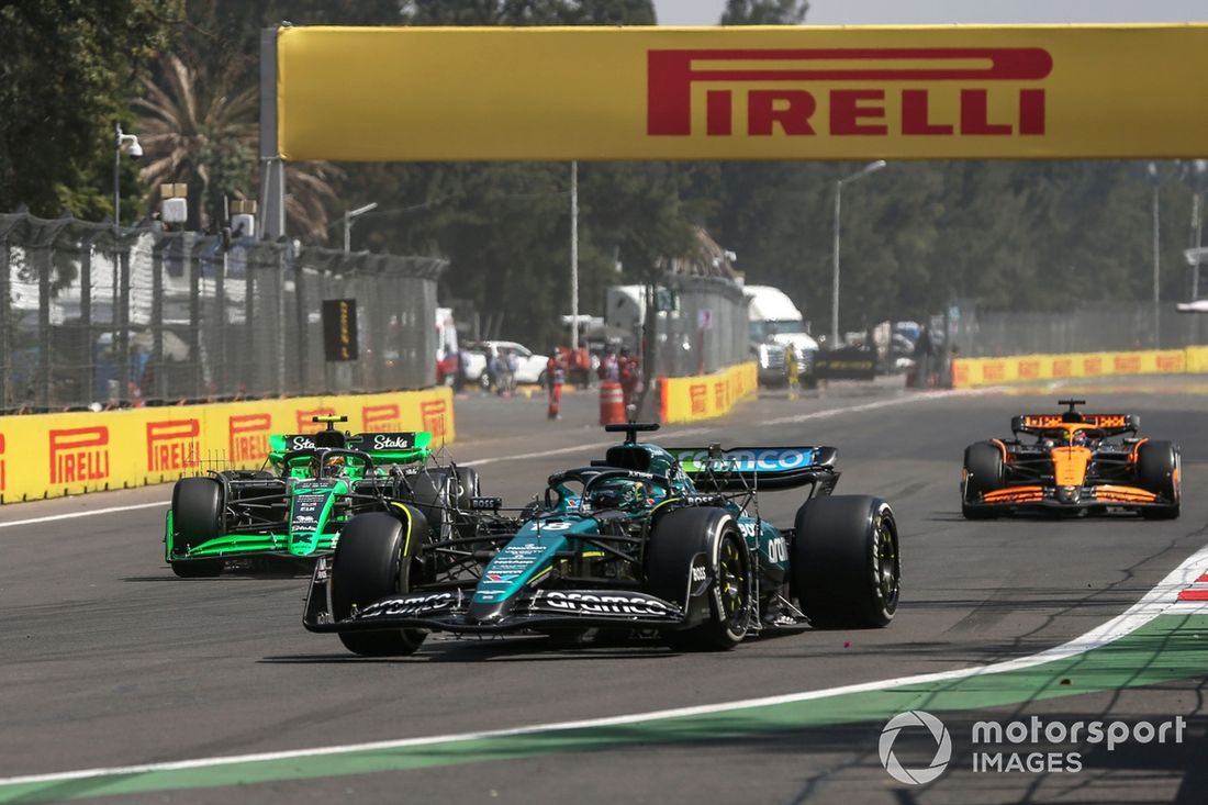 Lance Stroll, Aston Martin AMR24, Robert Shwartzman, Stake F1 Team KICK Sauber C44, Oscar Piastri, McLaren MCL38