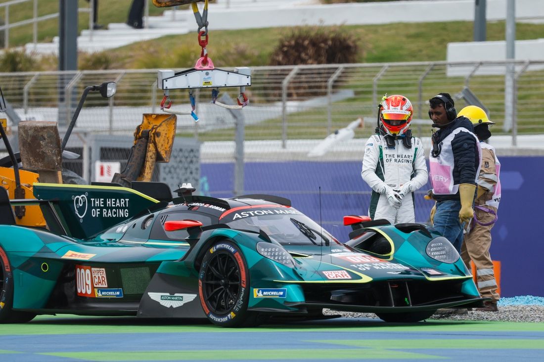 #009 Aston Martin Thor Team Aston Martin Valkyrie: Alex Riberas, Marco Sorensen, Roman De Angelis