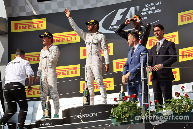 Podium: winner Lewis Hamilton, Mercedes AMG F1 Team, second place Nico Rosberg, Mercedes AMG F1 Team, third place Daniel Ricciardo, Red Bull Racing