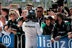 Nico Rosberg, Mercedes AMG F1 viert zijn tweede plaats met het team