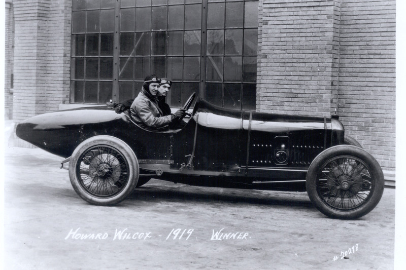 Race winner Howdy Wilcox