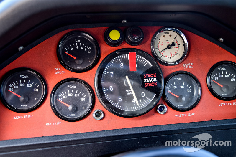 BMW M3 DTM E30 в деталях
