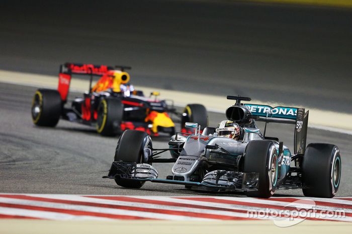 Lewis Hamilton, Mercedes AMG F1 W07 Hybrid