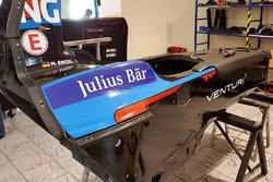 L'officina del Team Venturi