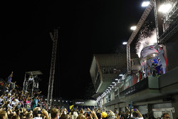 Podium: racewinnaar Lewis Hamilton, Mercedes AMG F1, tweede plaats Daniel Ricciardo, Red Bull Racing