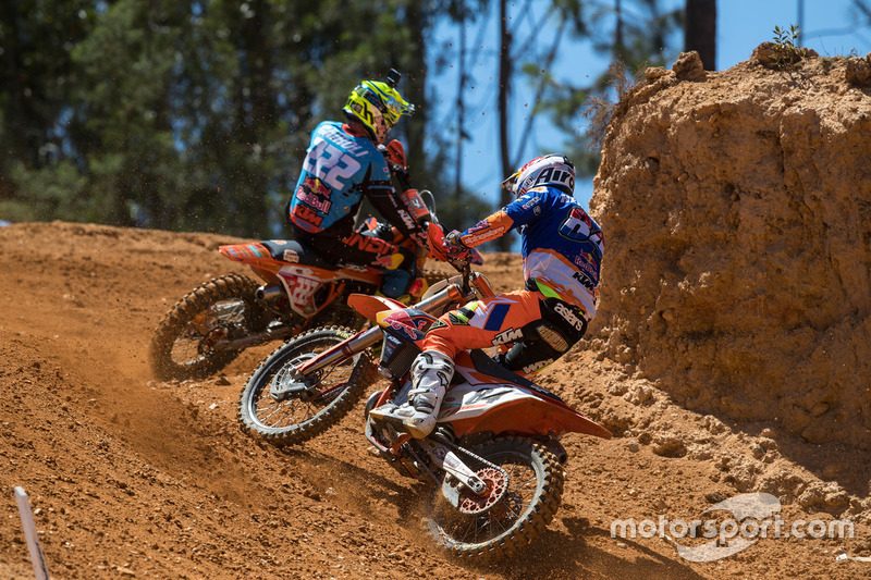 Tony Cairoli en Jeffrey Herlings vechten om de leiding