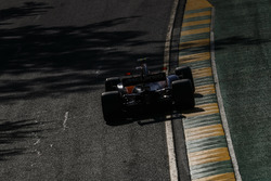 Stoffel Vandoorne, McLaren MCL32