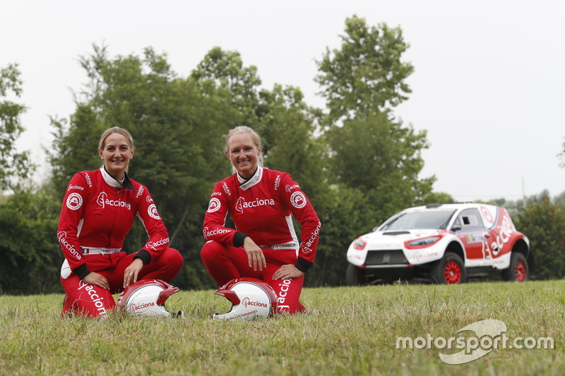 Andrea Mayer; Emma Clair, Acciona 100% Ecopower