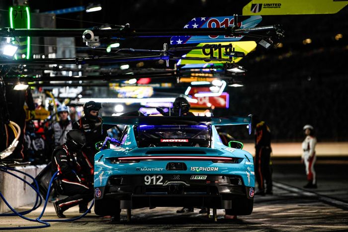 #912 Manthey 1St Phorm Porsche 911: Ryan Hardwick, Richard Lietz, Morris Schuring, Riccardo Pera