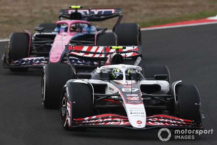 Jack Doohan, Alpine, Oliver Bearman, Haas F1 Team