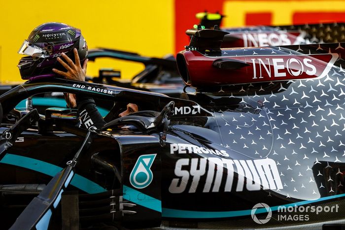 Ganador Lewis Hamilton, Mercedes-AMG F1 celebra en Parc Ferme