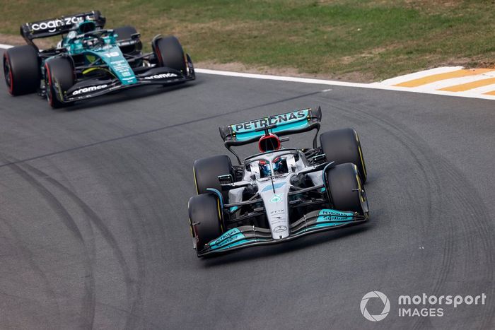 George Russell, Mercedes W13, Lance Stroll, Aston Martin AMR22