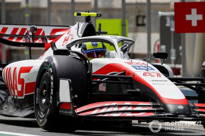 Mick Schumacher, Haas VF-22