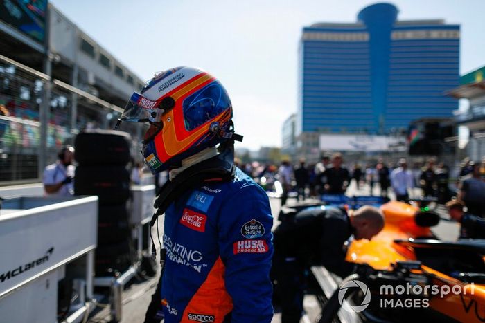 Carlos Sainz Jr., McLaren