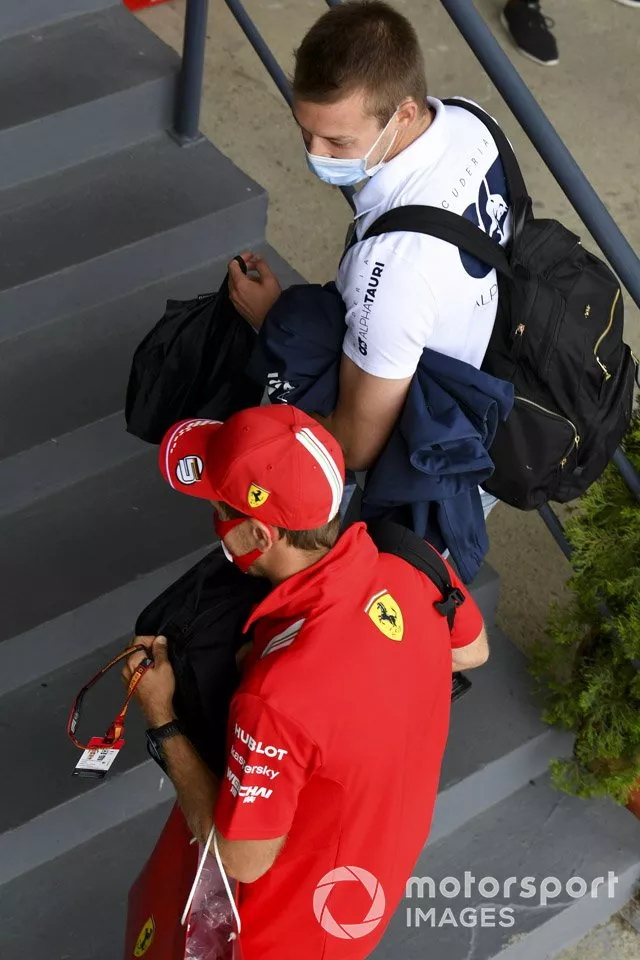 Sebastian Vettel, Ferrari y Daniil Kvyat, AlphaTauri 