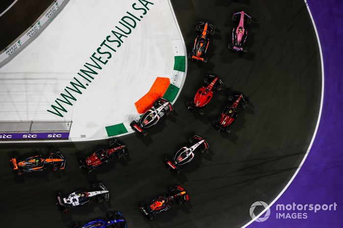 Pierre Gasly, Alpine A523, Oscar Piastri, McLaren MCL60, Charles Leclerc, Ferrari SF-23, Zhou Guanyu, Alfa Romeo C43, el resto de los participantes.