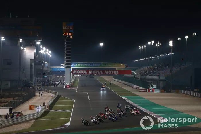 Arrancada, Jonathan Rea, Kawasaki Racing Team leads
