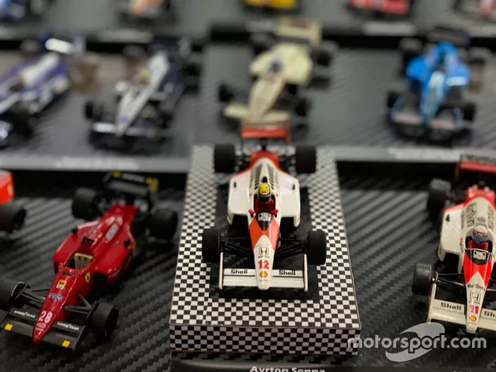 Colección de coches miniatura de F1