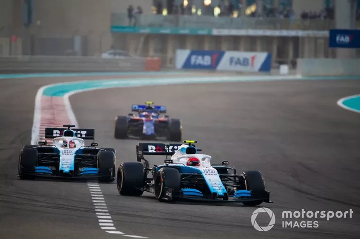 Robert Kubica, Williams FW42, George Russell, Williams Racing FW42, Pierre Gasly, Toro Rosso STR14