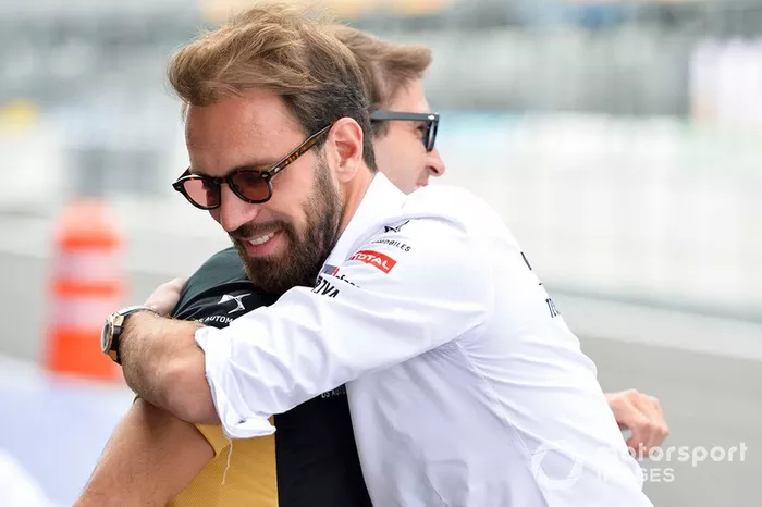 Jean-Eric Vergne, DS Techeetah abbraccia Antonio Felix da Costa, DS Techeetah 